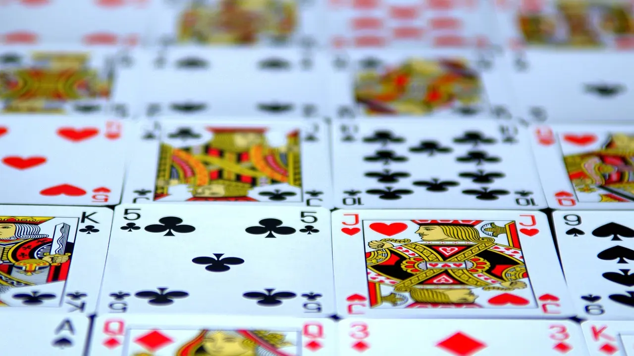 Découvrez les règles cachées du poker