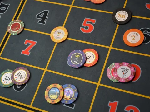 Décrypter les tells au poker : guide