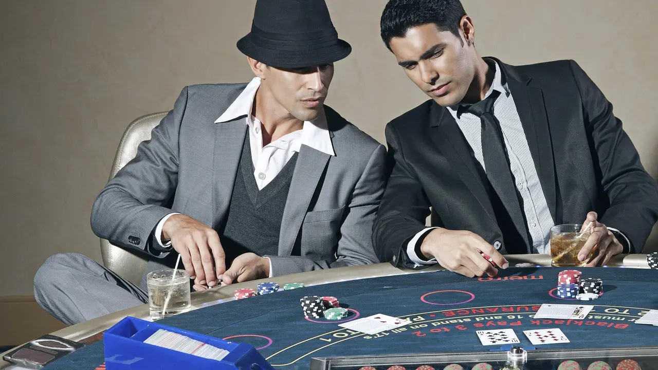 Maîtriser les tells au poker