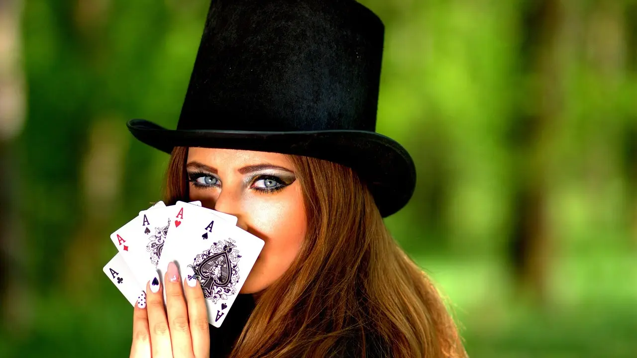 **Bluffs gagnants : théorie des jeux**