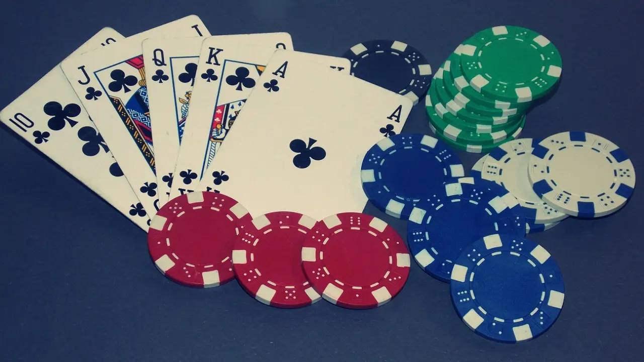 **Décryptez le langage corporel au poker**