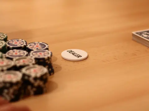 **Dominez le cash game et les tournois**