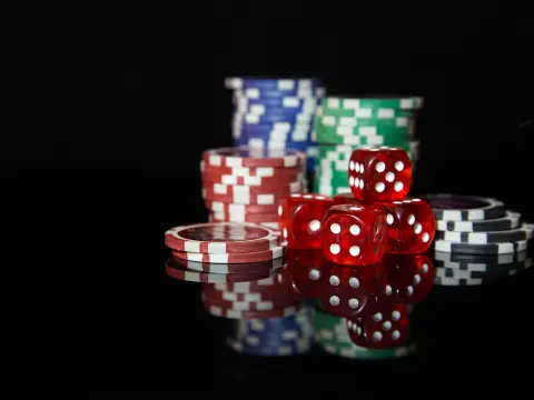Maîtrisez les tournois satellites au poker